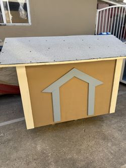 Large Dog House For Sale