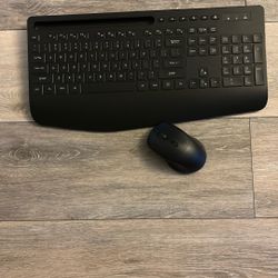Wireless Keyboard And Mouse (has RGB)