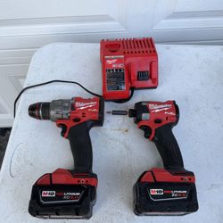 📌Milwaukee M18 FUEL 18V Lithium-Ion Brushless Cordless Hammer Drill and Impact Driver Combo Kit (2-Tool) with 2 Batteries.👉 PRECIO FIRME NO MENOS👉$