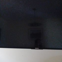 Sony Smart Tv 42 Inch With Wall Mount 
