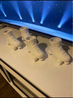 White Retro Rollerskate Planter Vase 4 piece