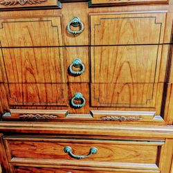 Vintage DIXIE FURNITURE COMPANY Bedroom Set (6 Piece)