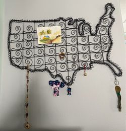 Celebrate 250 years USA Map Wire Wall Organizer