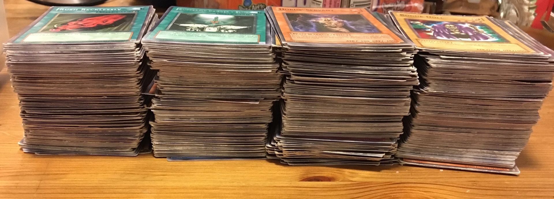 700 Yu-Gi-Oh Cards