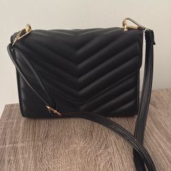 Black Purse 