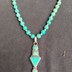 Sterling Silver And Tourquise South-Western Necklace 