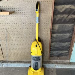 Eureka The Boss Vacuum! Bagless! 