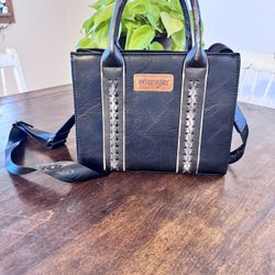 New Wrangler Purse 