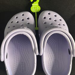 7c Crocs New 