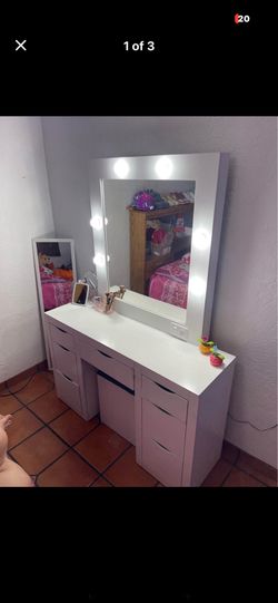 Vanity With Lights