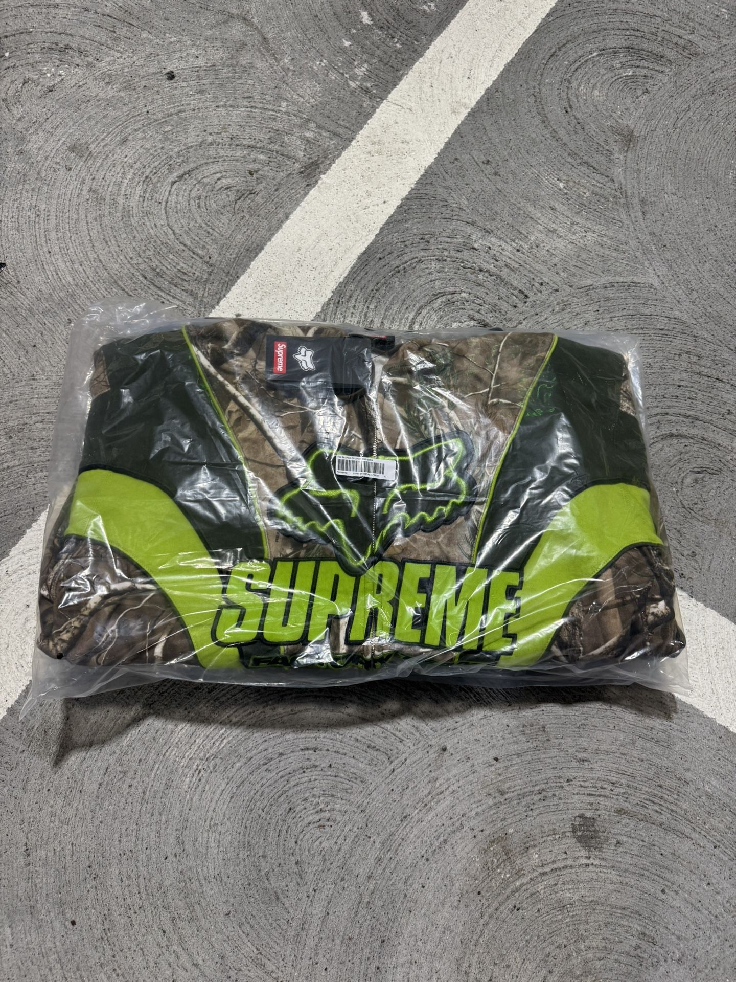 Supreme FOX ZIP UP HOODIE SIZE XL CAMO