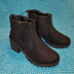 New Black Boots