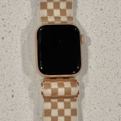 Apple Watch Series 4