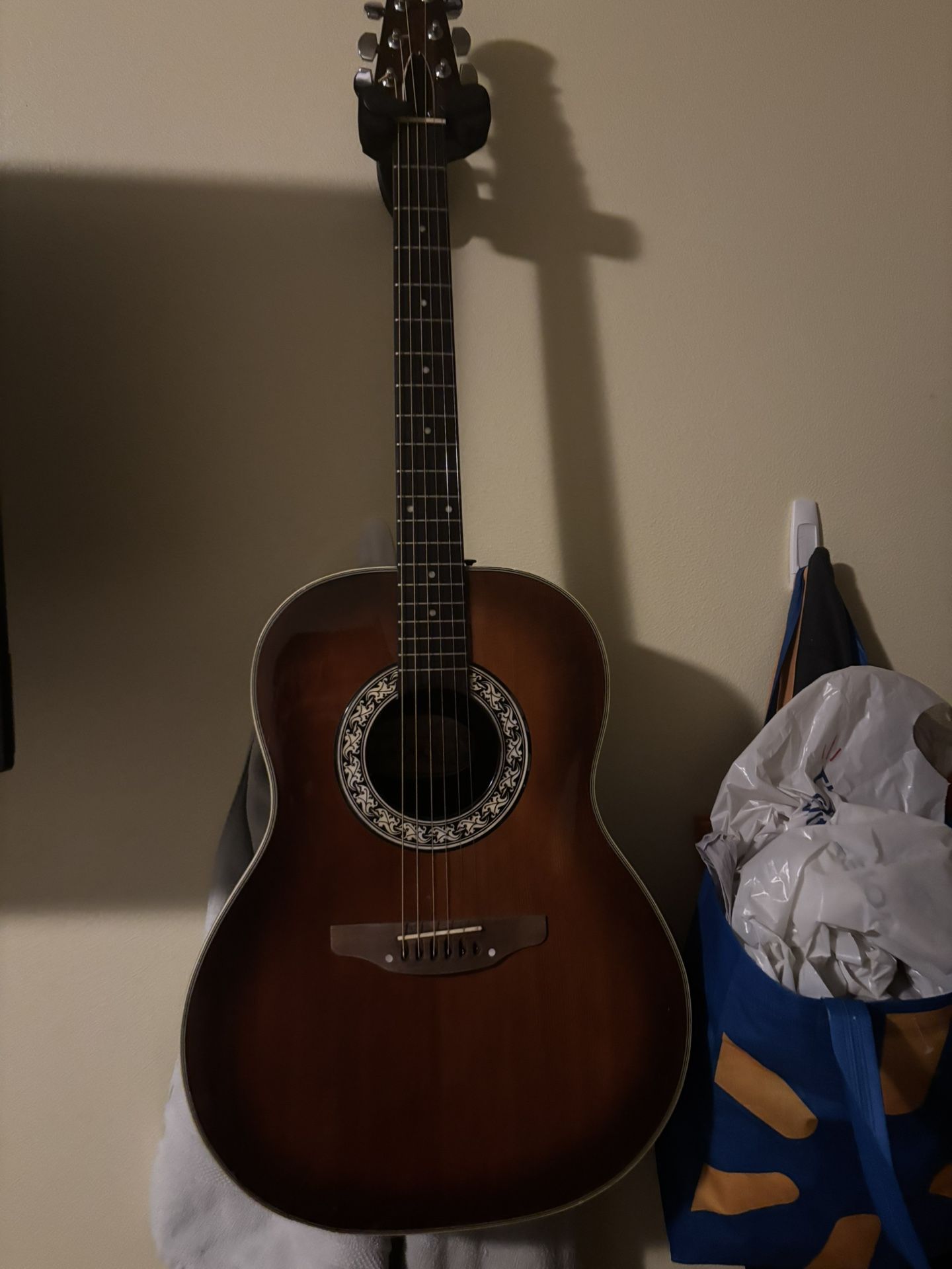 Ovation 1111