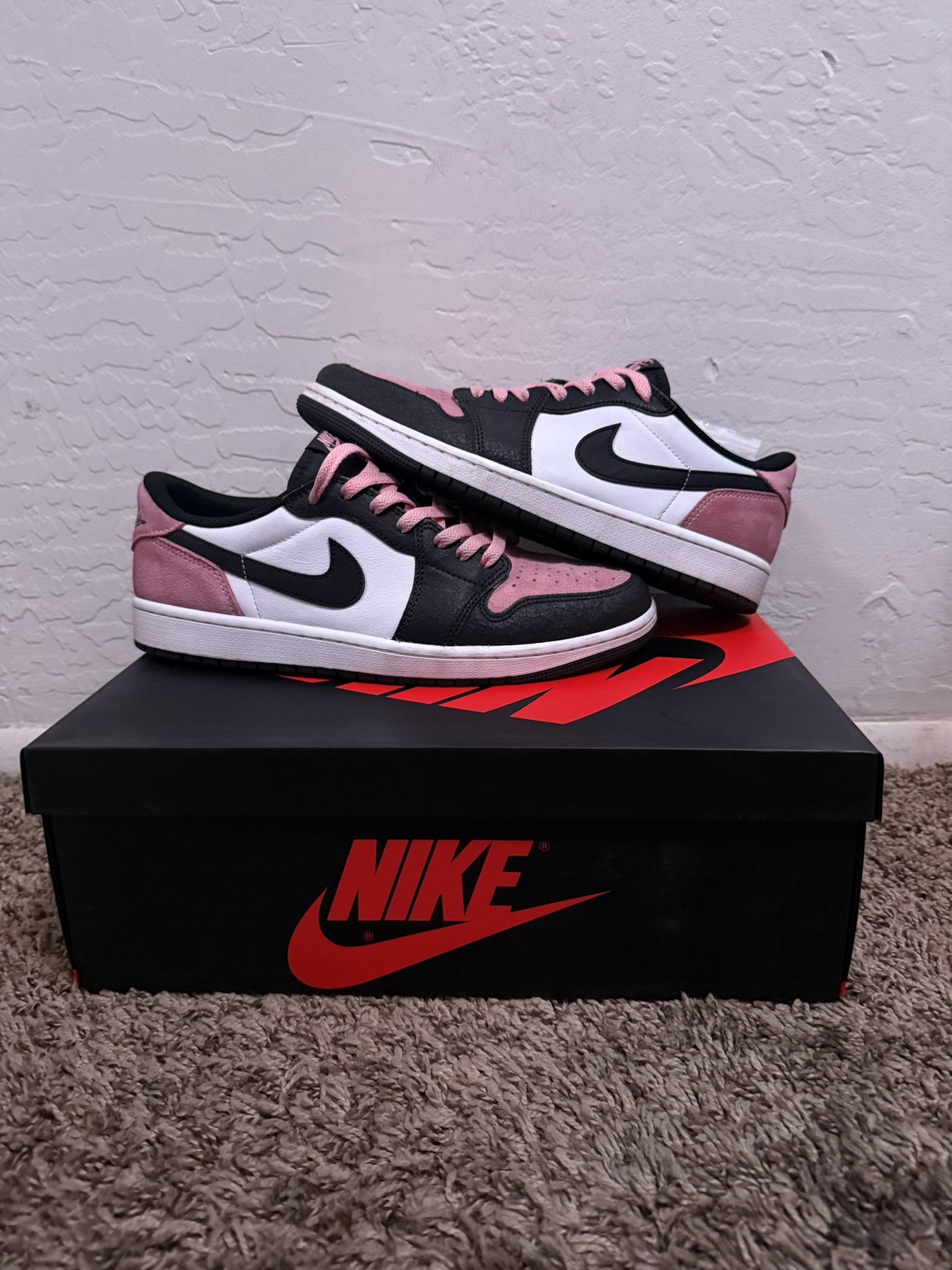 Jordan 1 Coral Bleach