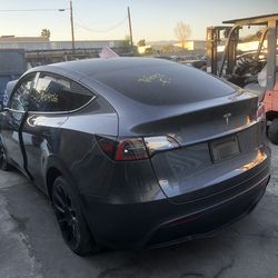 2023 Tesla Y, parts AA1635