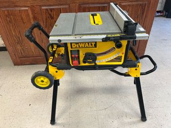 Dewalt table saw 10” w/ stand