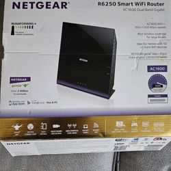 Netgear R6250 Smart WiFi Router 