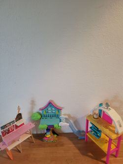 3 barbie playsets (no dolls)