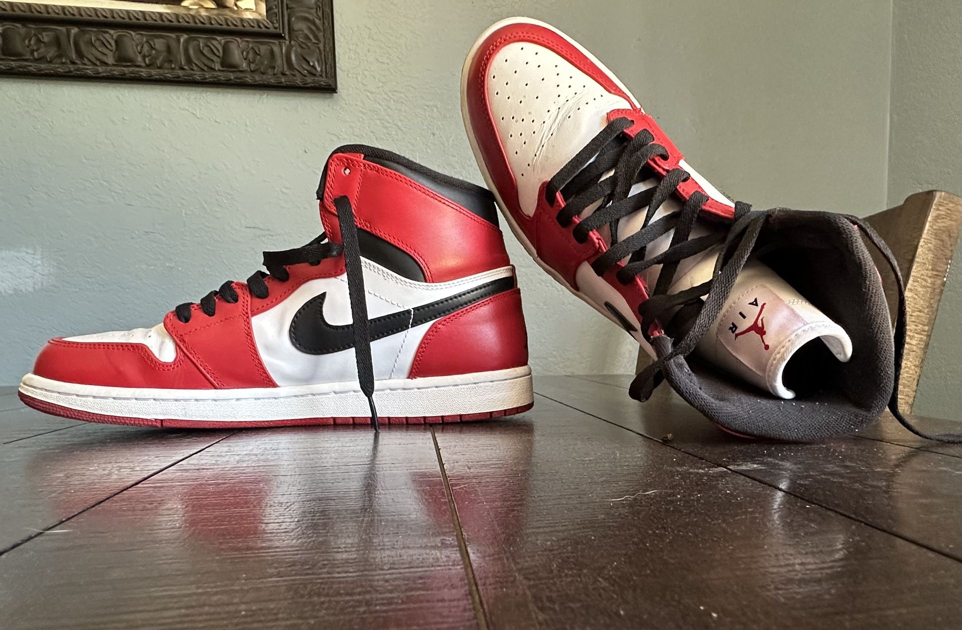 2013 Jordan 1 Chicago Mid Retro