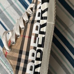 Burberry Shoes 
