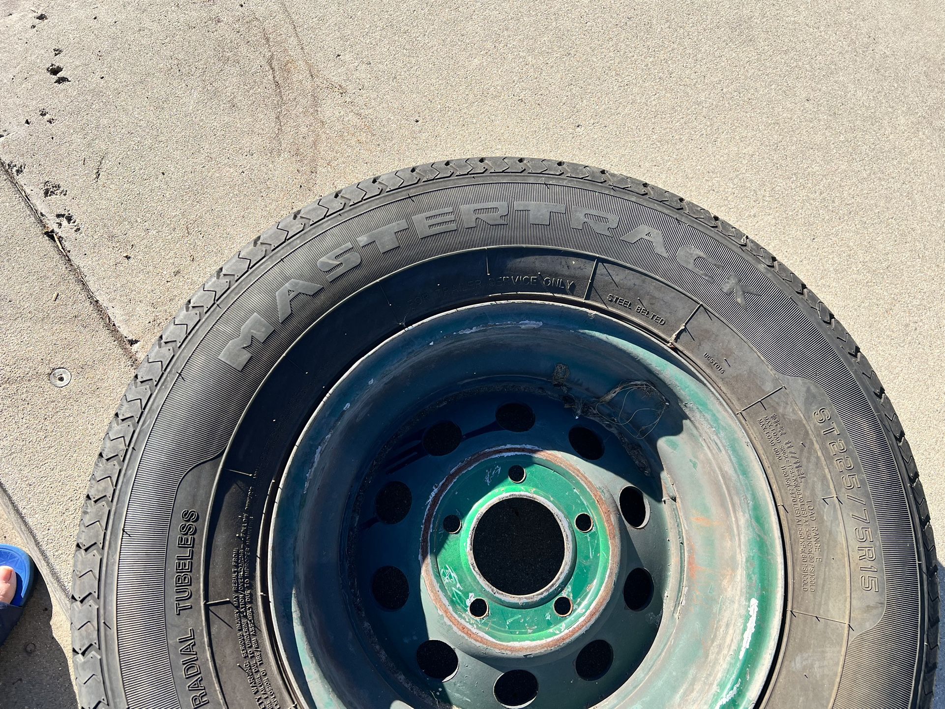 Master track Trailer Tire With Rim