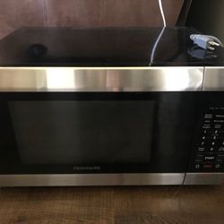 Frigidaire Microwave