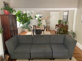 3-Piece Modular Gray Sectional Sofa – 104"