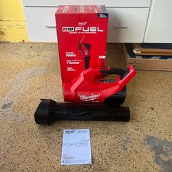 Milwaukee M18 FUEL 120 MPH 500 CFM 18V Lithium-Ion Brushless Cordless Handheld Blower (Tool-Only)