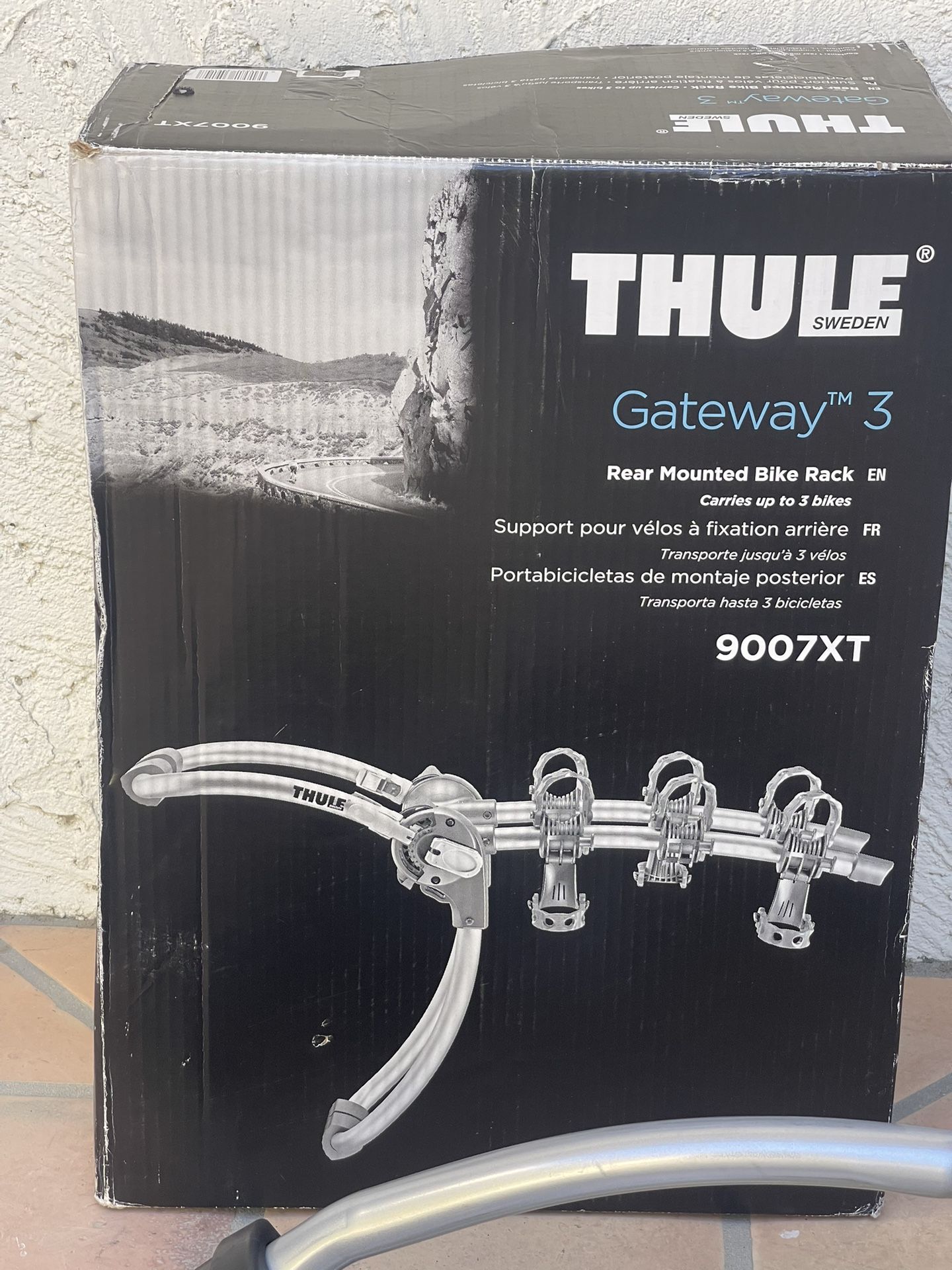 THULE Gateway 3 - Rear Mounted Bike Rack- Caries Up To 3 Bikes. Made In Sweden