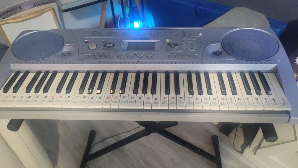 Yamaha PSR-273 Bass BOOST SYSTEM for Sale in Chino Hills, CA
