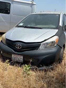 2013 toyota Yaris Parts
