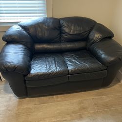 Black Leather Couch 