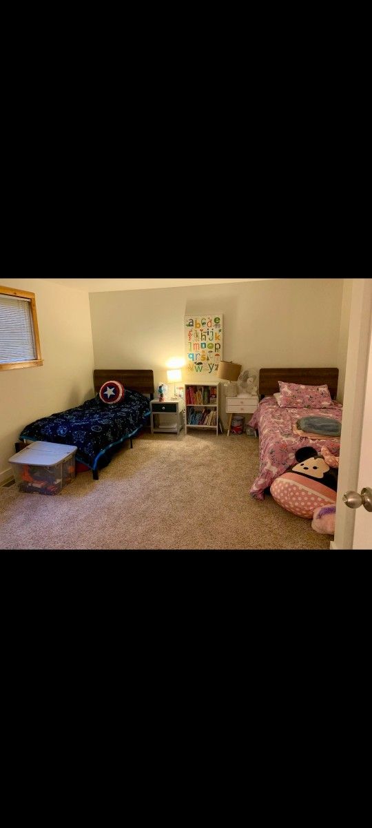 Twin Bed Set