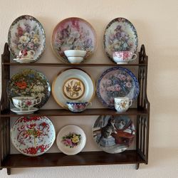 Lena Liu several original work, painted on silk, beautiful plates, symphony of shimmering beauty, a series numbered authenticated, and I hav several o