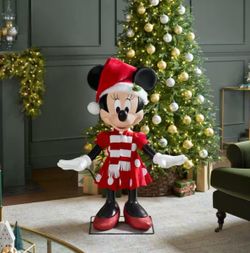 Disney Minnie anamitronic Christmas doll