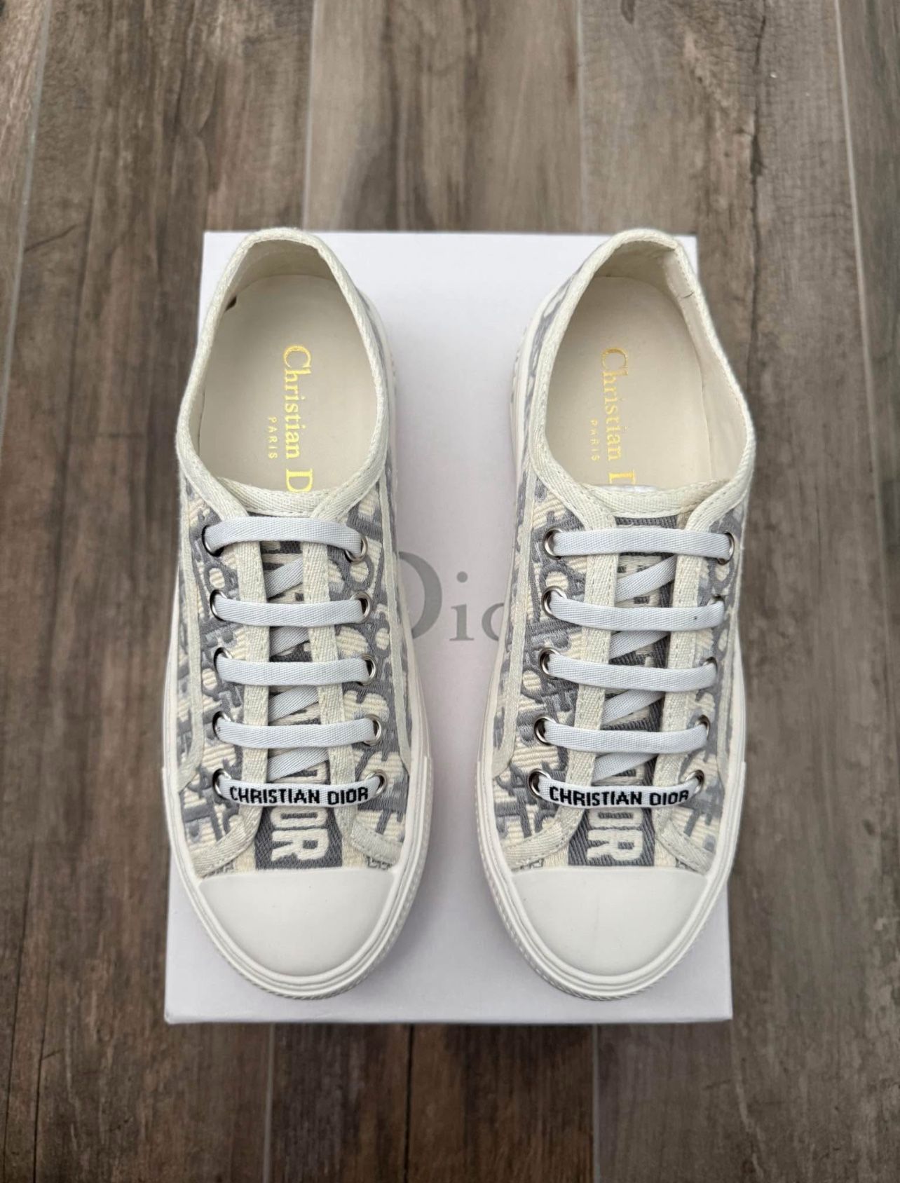 Dior