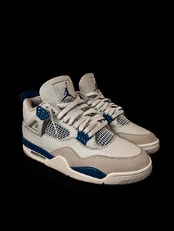 Nike Air Jordan 4 military blues