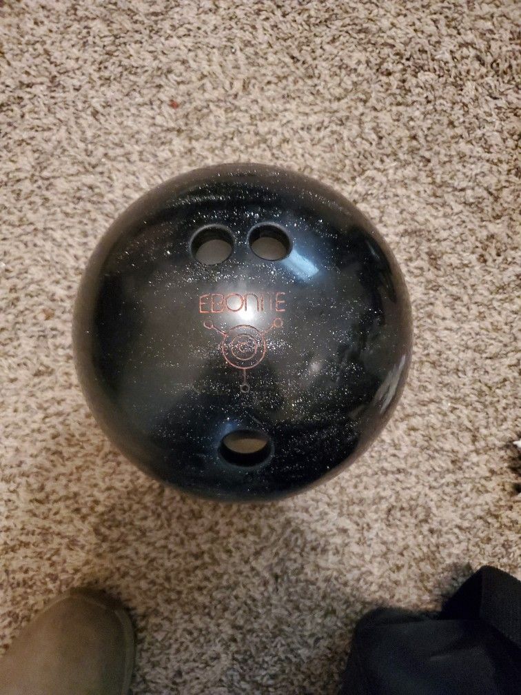 Ebony Bowling Ball With Bag