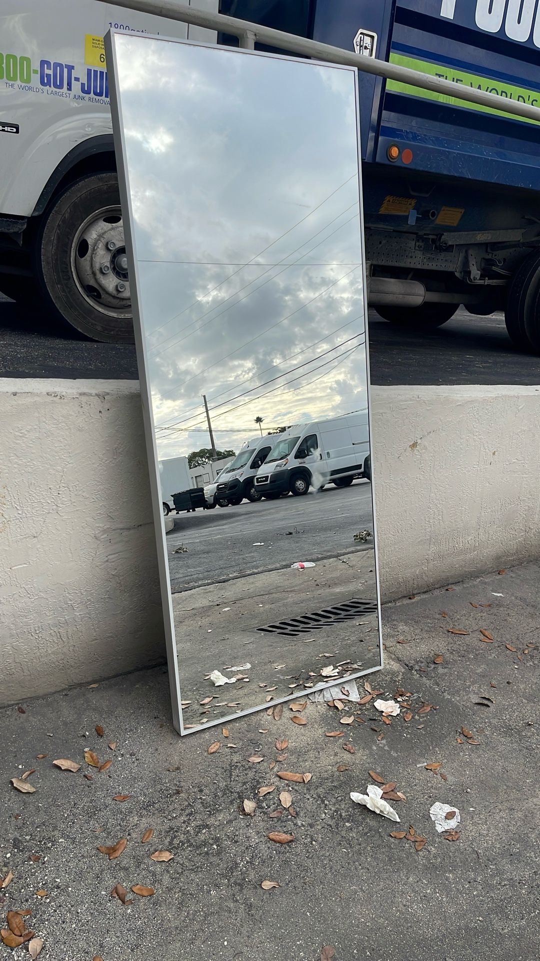 6.5 FT Mirror 🪞 $99 OBO