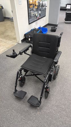Motorized wheelchair
