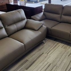 Gray Valencia Soda And Loveseat 