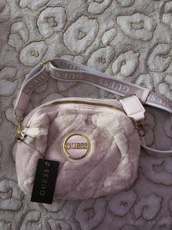 Purse ( Guess brand )