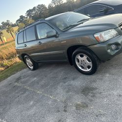 2004 Toyota Highlander