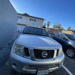 2011 Nissan Pathfinder