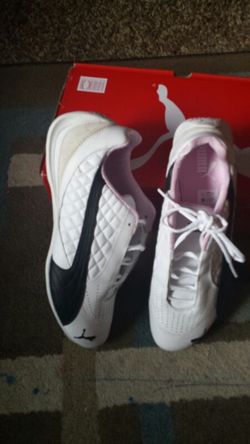 Pumas nuevos 8.5 de mujer $60