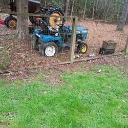 Ford Lawn Tractor Has Kolher Motor I Think 22hp Moter Does Run