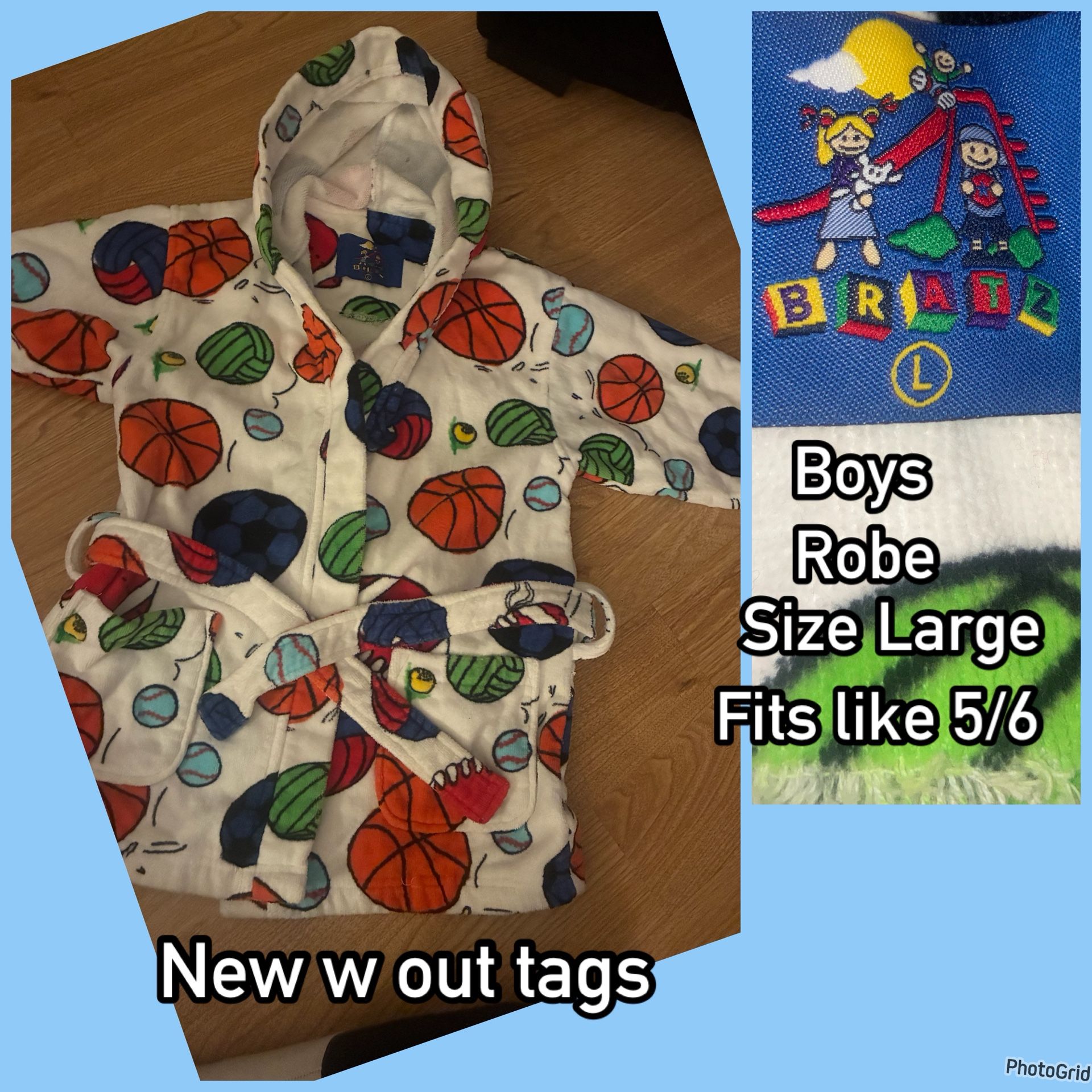 New W Out Tags Boys Robe Size Large Fits 5/6