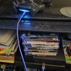 Ps4 with 9 Games 