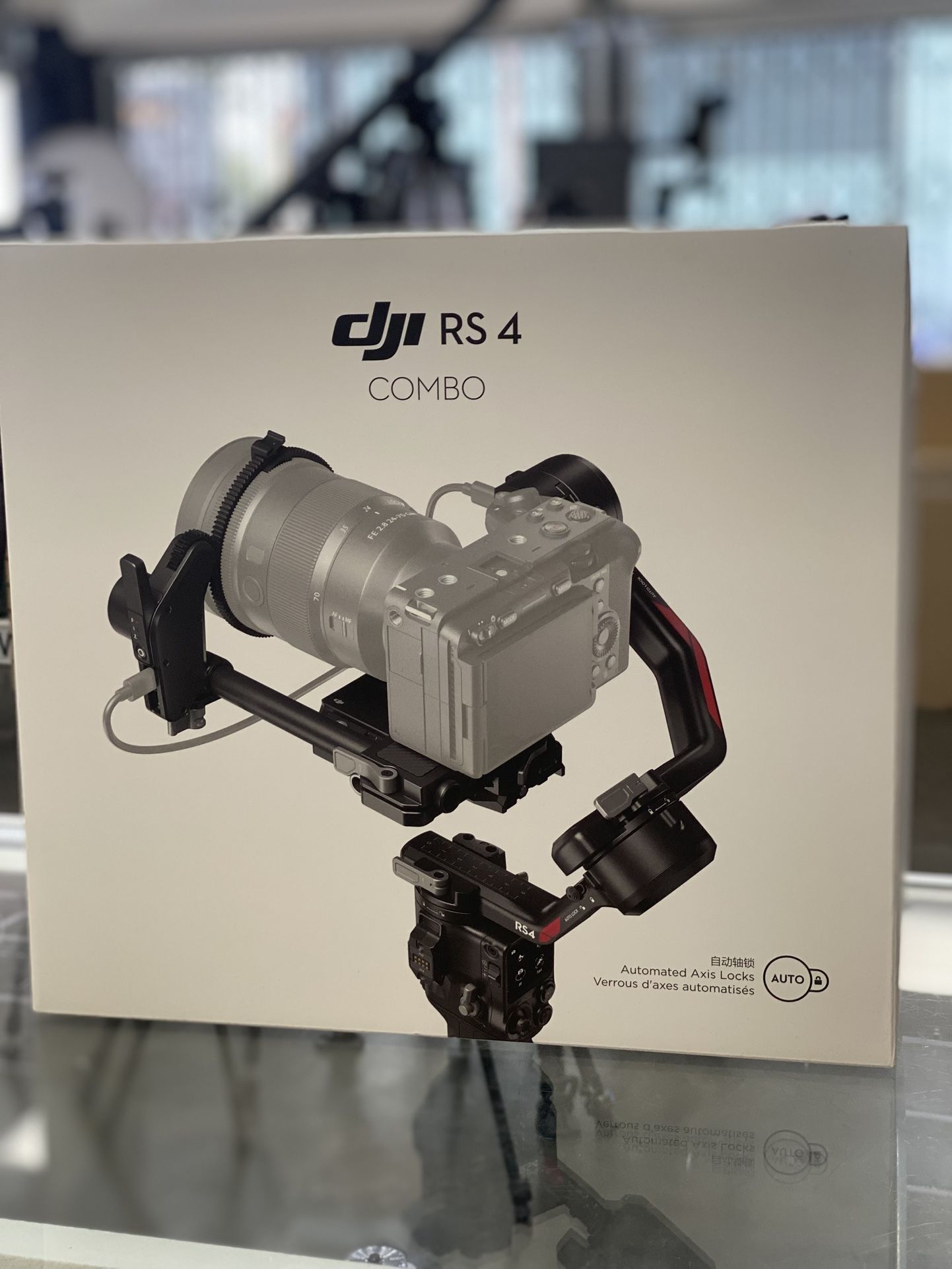 Dji RS 4 Gimbal Stabilizer Combo